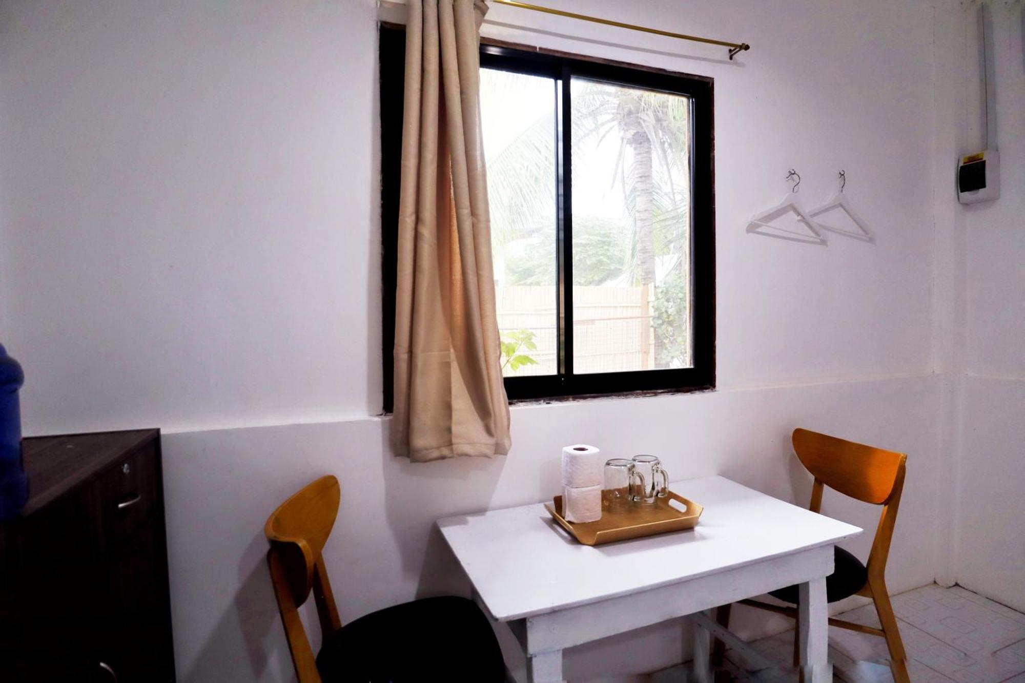 Ocean Breeze Hostel By Daily Sweet Moalboal Esterno foto