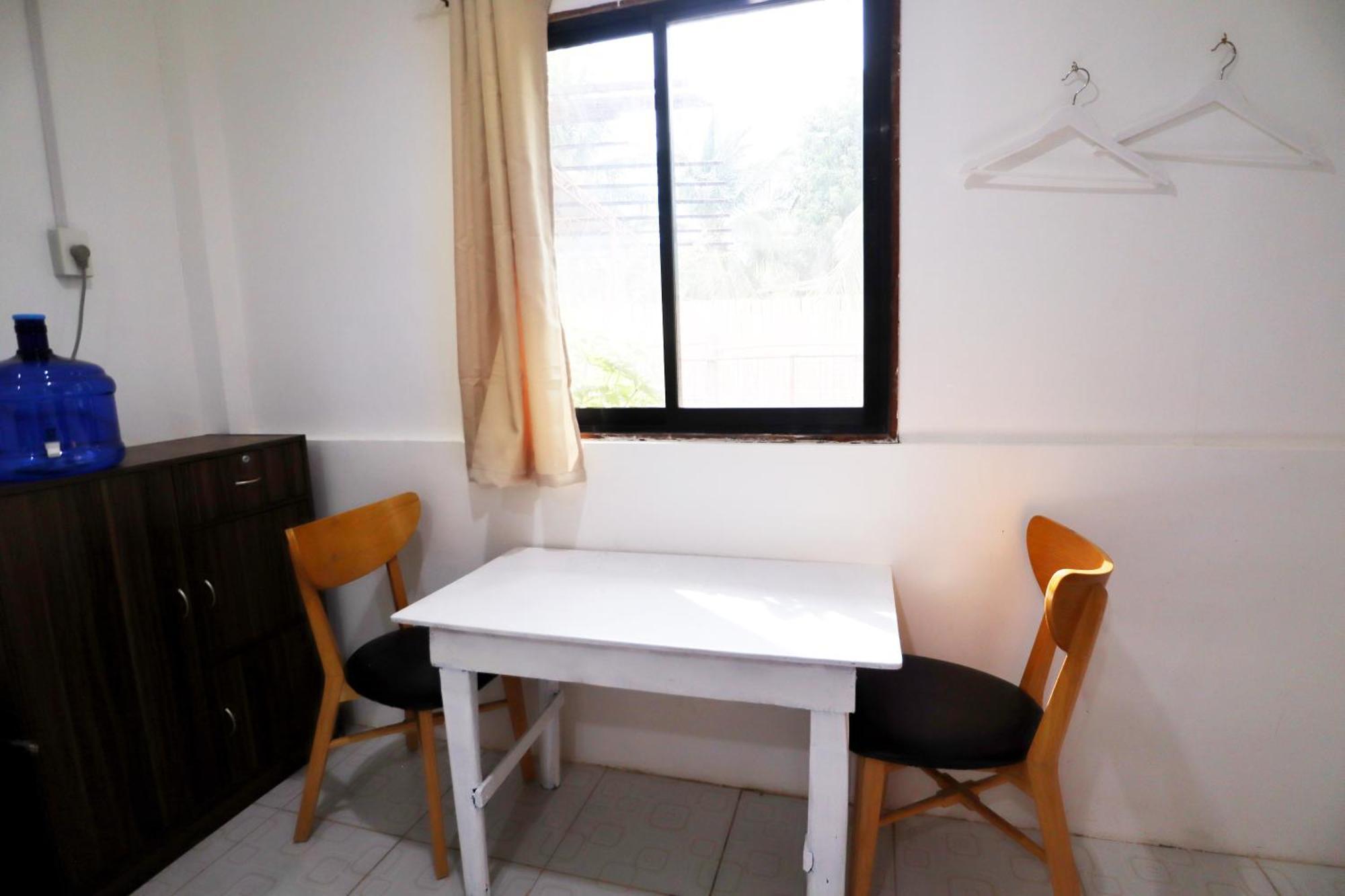 Ocean Breeze Hostel By Daily Sweet Moalboal Esterno foto